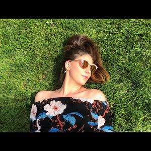 Meet your Posher, Destiny